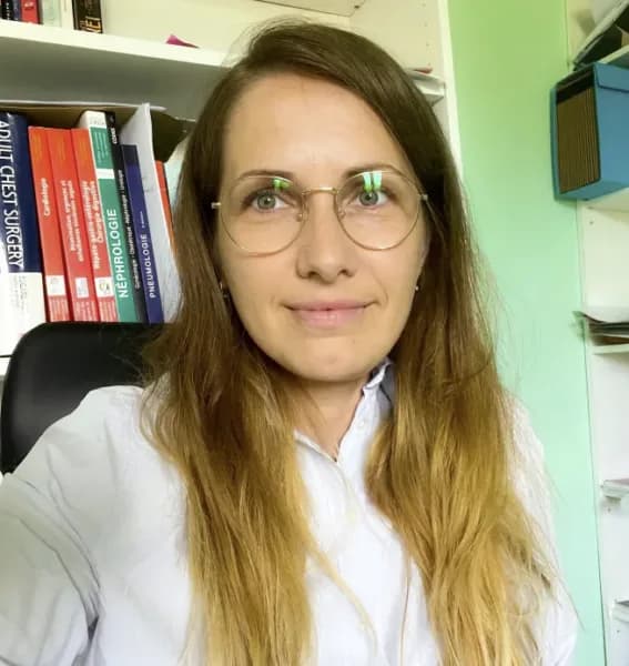 Dr. Alexandra Soldea — gynécologue obstétricienne au Centre d'Échographie de la Femme OPÉRA à Lyon